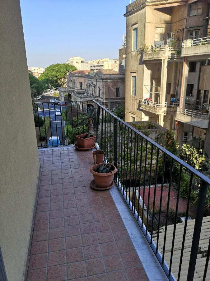 Etnea Gioeni House Suite คาตาเนีย ภายนอก รูปภาพ