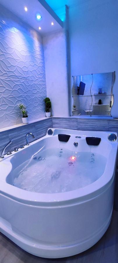 Etnea Gioeni House Suite คาตาเนีย ภายนอก รูปภาพ