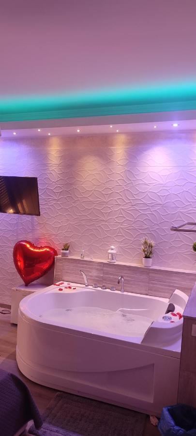 Etnea Gioeni House Suite คาตาเนีย ภายนอก รูปภาพ