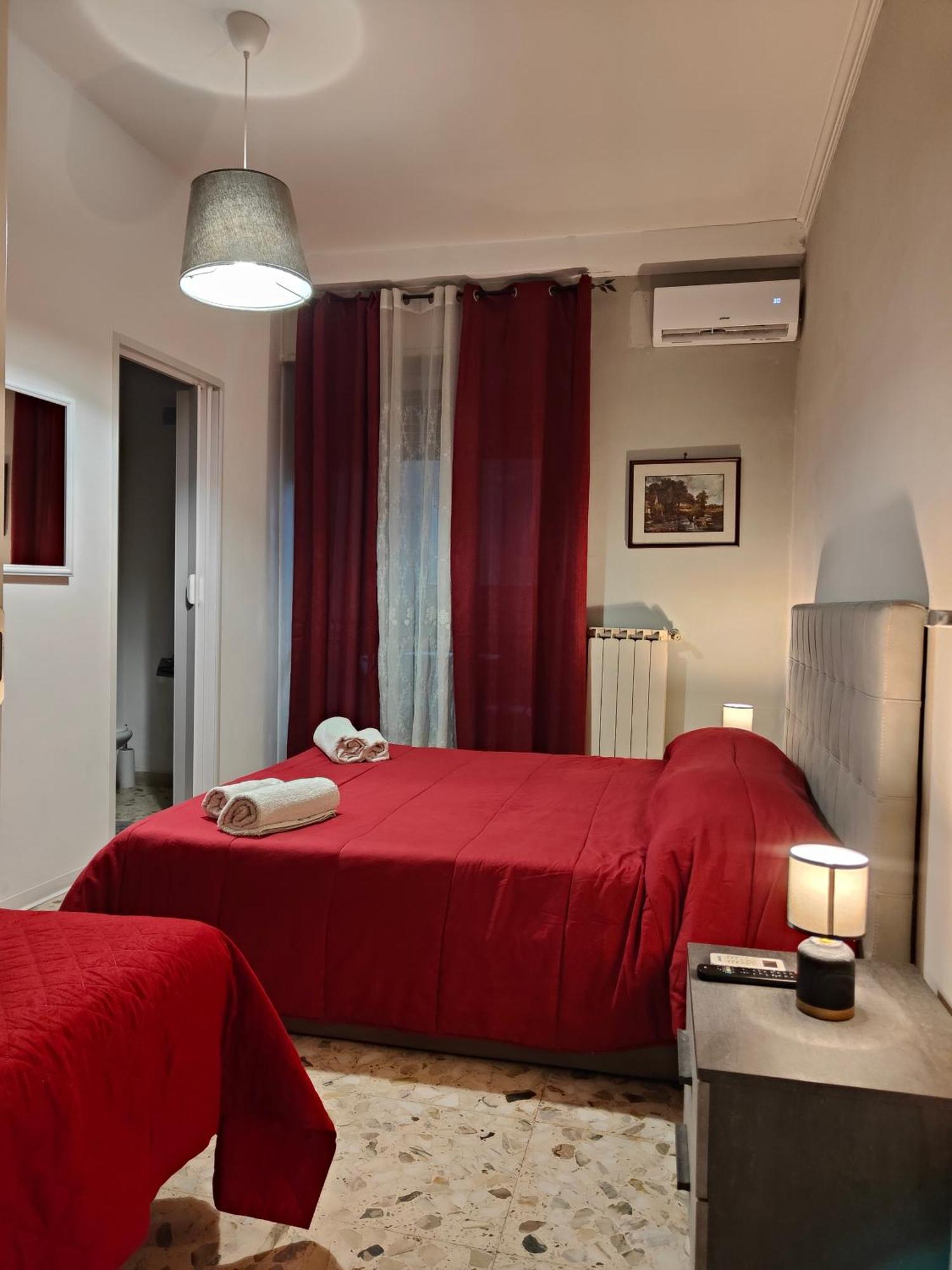 Etnea Gioeni House Suite คาตาเนีย ห้อง รูปภาพ
