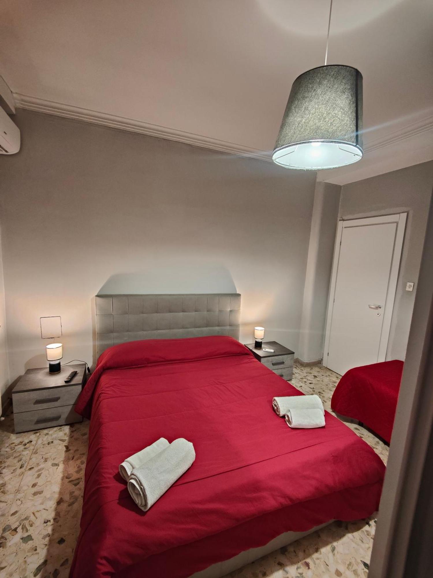 Etnea Gioeni House Suite คาตาเนีย ภายนอก รูปภาพ