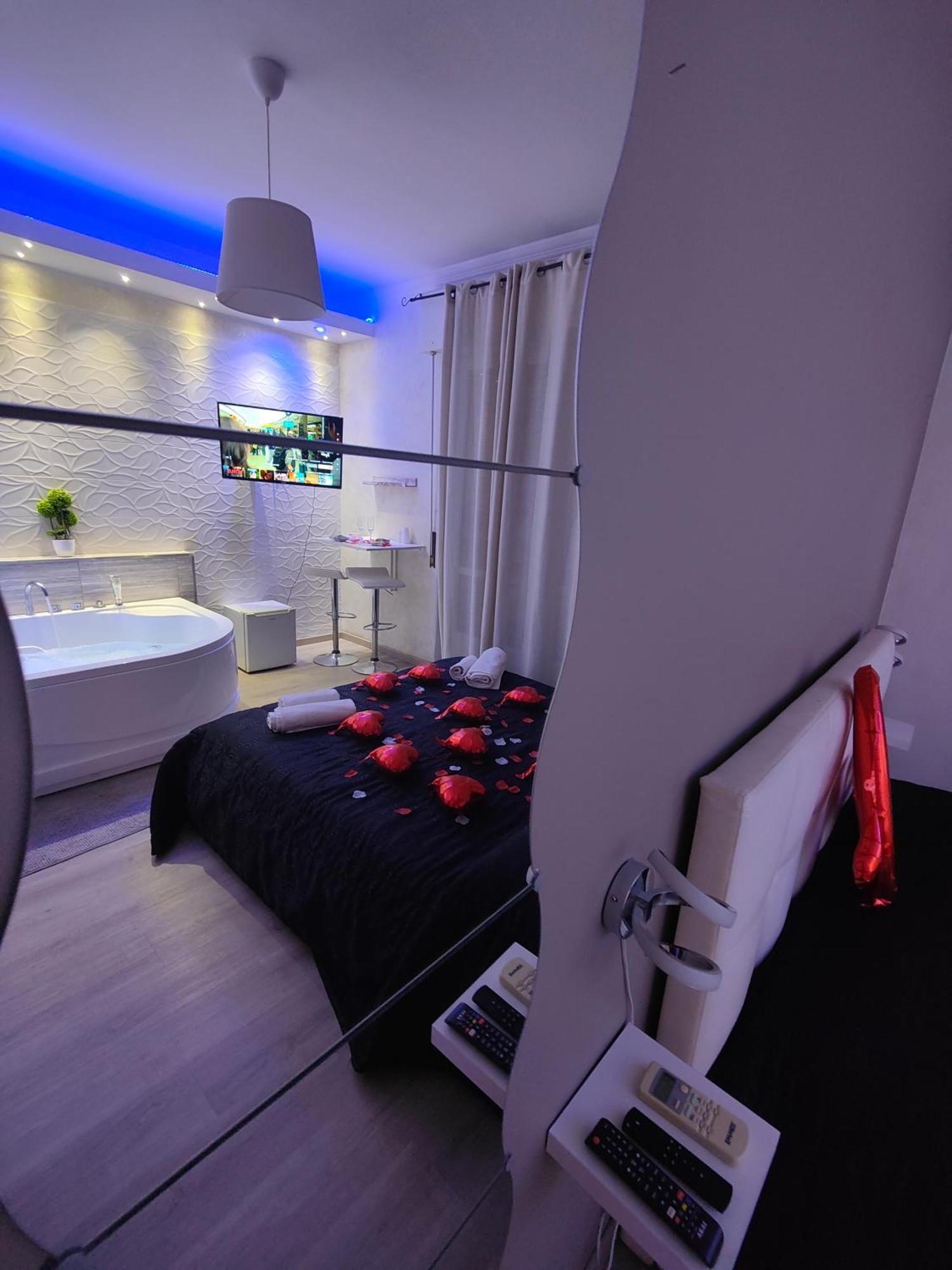 Etnea Gioeni House Suite คาตาเนีย ภายนอก รูปภาพ