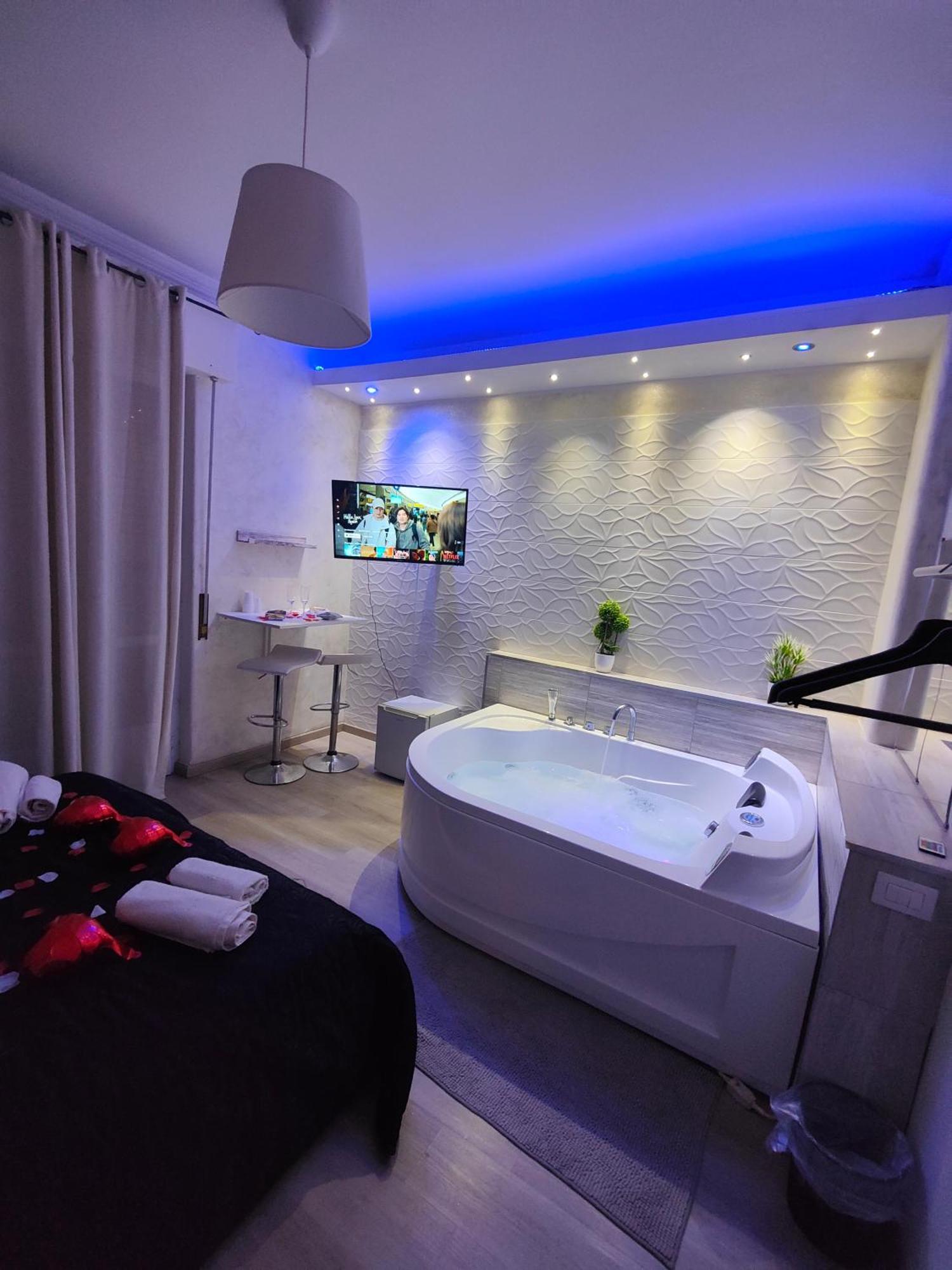 Etnea Gioeni House Suite คาตาเนีย ภายนอก รูปภาพ